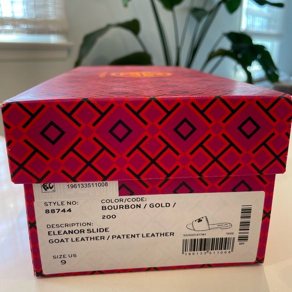 Eleanor Side By Tory Burch in Brown Leather - Picture 8 of 13